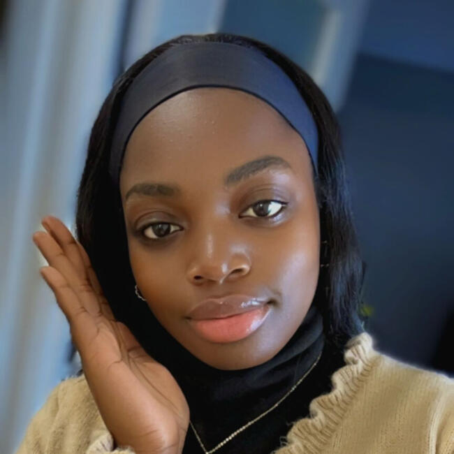 Babysitter in Caen: Nica