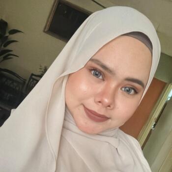 Babysitter in Kepala Batas: Aqish