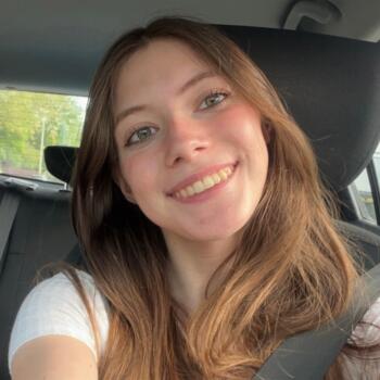 Babysitter in Aalst: Alison