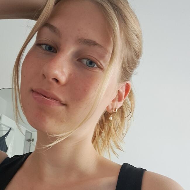 Babysitter in Oudenaarde: Zoë