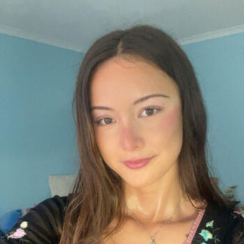 Babysitter in Melbourne: Sky