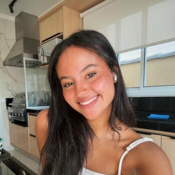 Babysitter in São José dos Campos: Rafaela