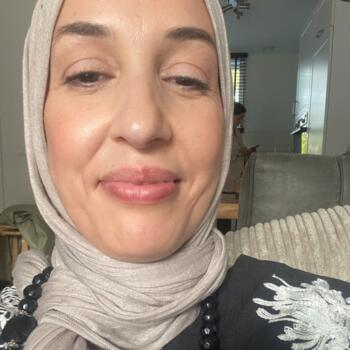 Oppas Amsterdam: Isaade