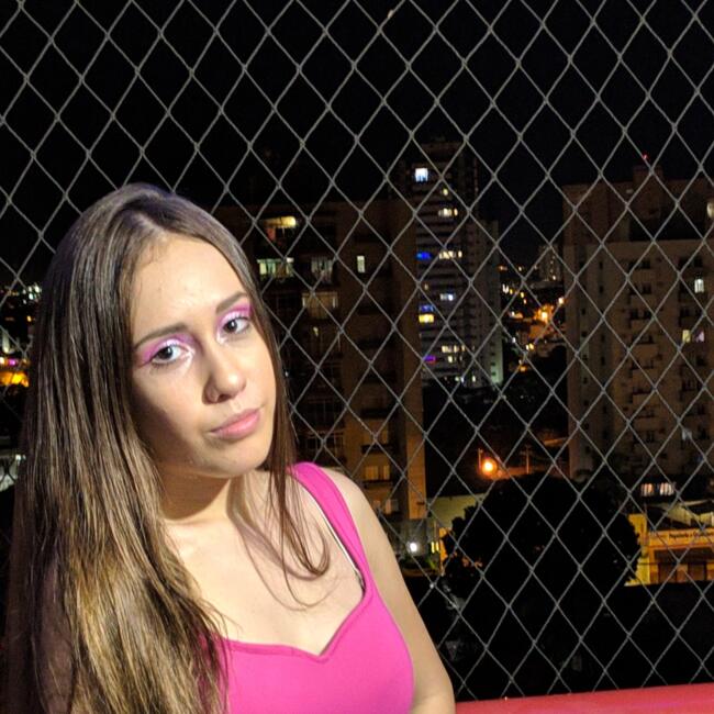 Babá em Cuiabá: Maria