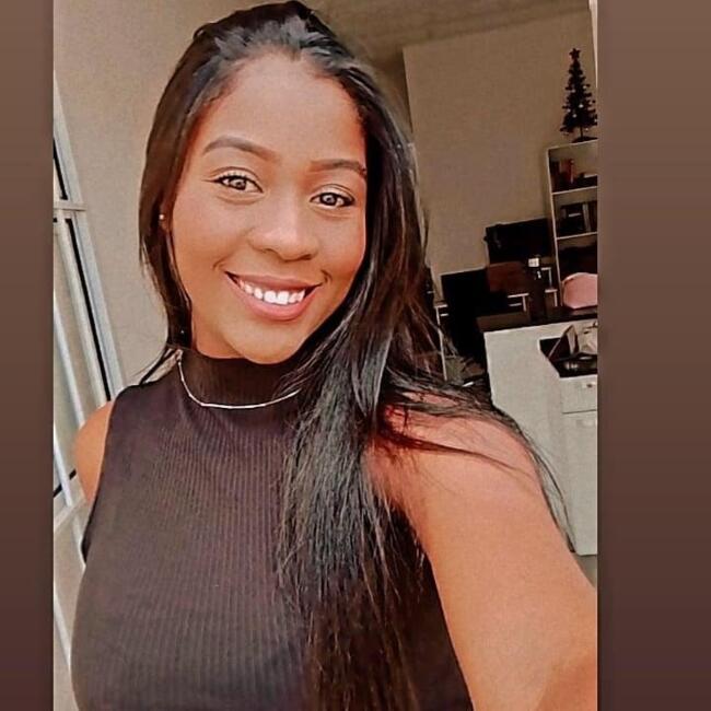 Babá em Contagem: Emanuelle