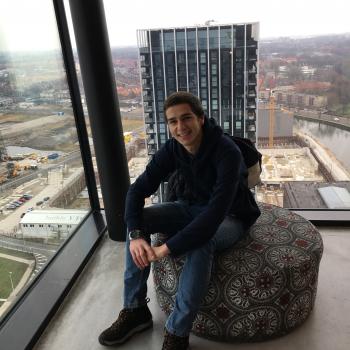 Babysitter Cascais: João