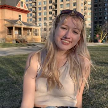 Baby-sitter in Ottawa: Kate