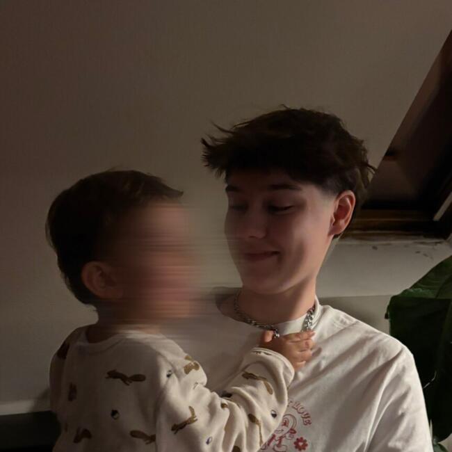 Babysitter in Valentigney: Linda