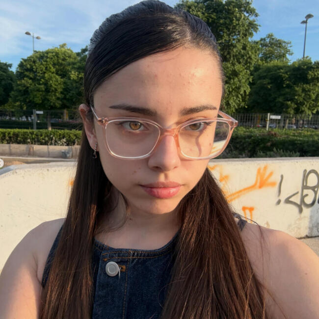Babysitter in Rafelbunyol: Lusia Valentina