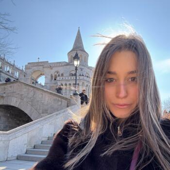 Babysitter a Poggibonsi: Asia