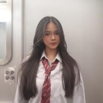 Baby-sitter Ézanville: Lisa