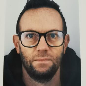 Childminder job in Villiers-sur-Marne: babysitting job Sean Charles