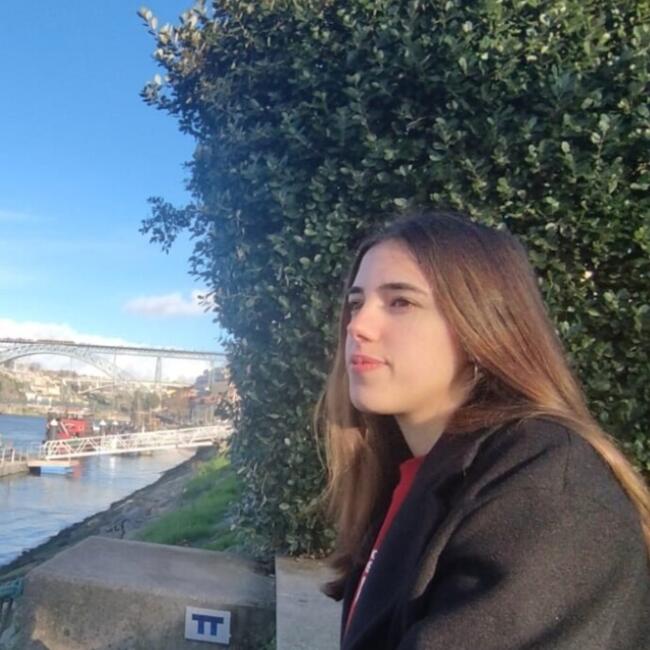 Canguro en Bollullos par del Condado: Elena