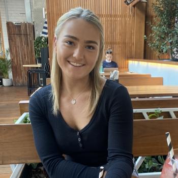 Babysitter in Melbourne: Elise