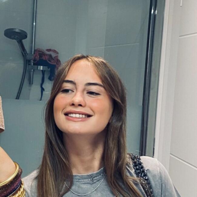 Babysitter in Bordeaux: Léa