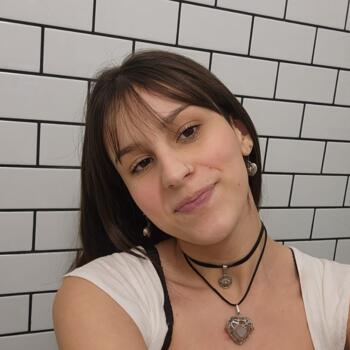 Babysitter in Almirante Brown: Azul