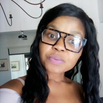 Nanny KwaNgendezi: Philisiwe S