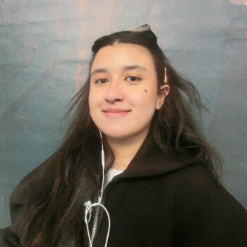 Babysitter in Argenteuil: Ines