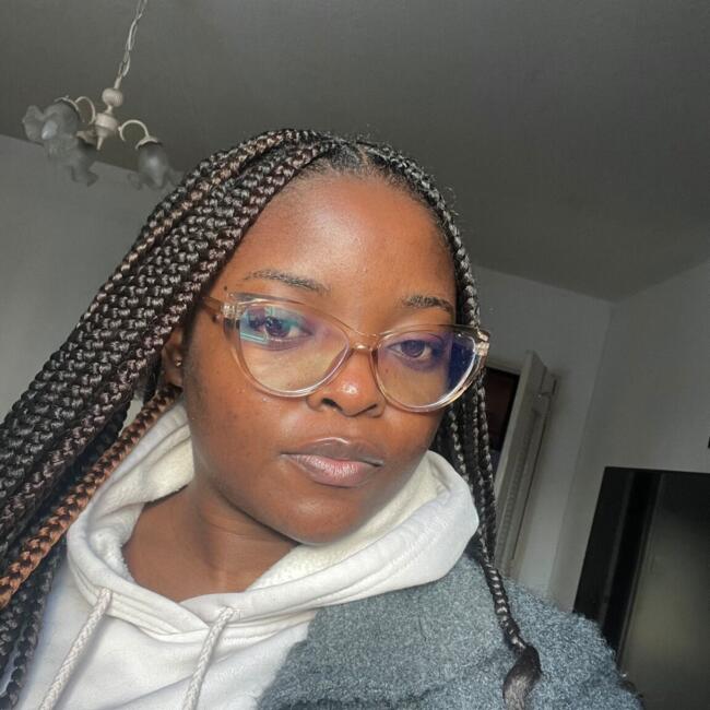 Babysitter in Brest: Gladys