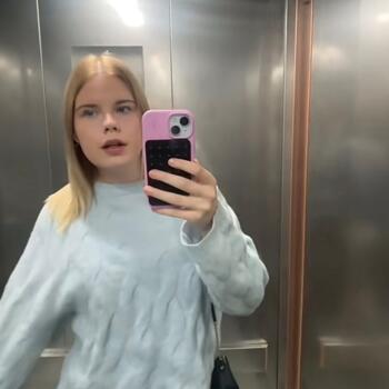 Babysitter in Helsinki: Minja