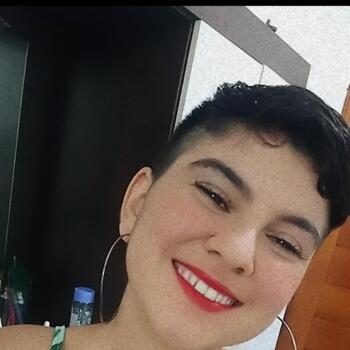 Babá em Fortaleza: Luize