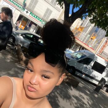 Baby-sitter in Paris: Noa