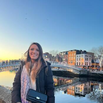 Baby-sitter in Waterford: Raquel