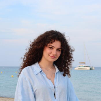 Babysitter in Nice: Emma
