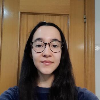 Babysitter in Madrid: Laura