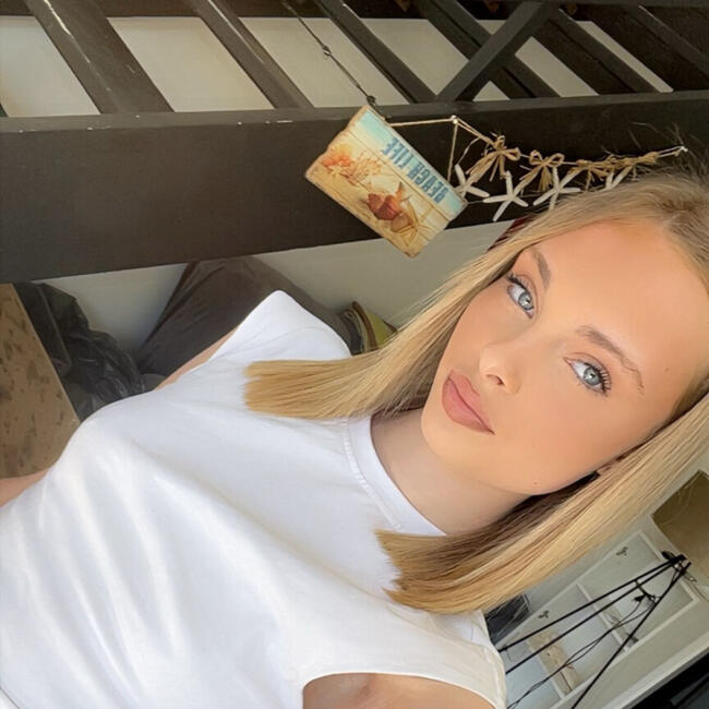 Babysitter in Grugies: Justine