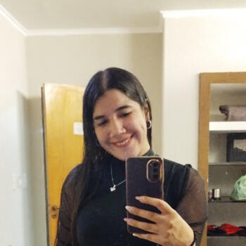 Niñera en Caseros (Buenos Aires): Romina