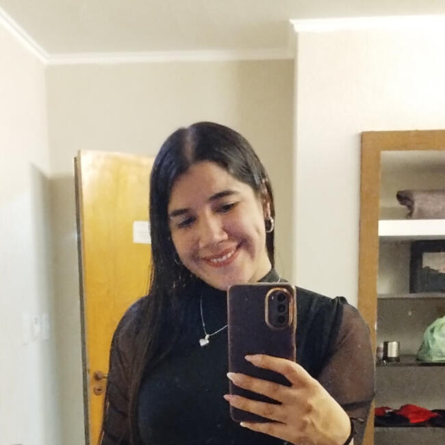 Niñera en Caseros (Buenos Aires): Romina