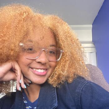 Babysitter in Lissabon: Yumi