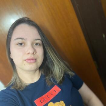 Babá Gramado: Raiane De Carvalho
