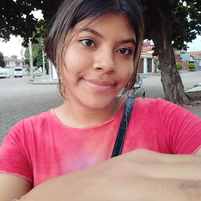 Babysitter in Santa Cruz: Analia