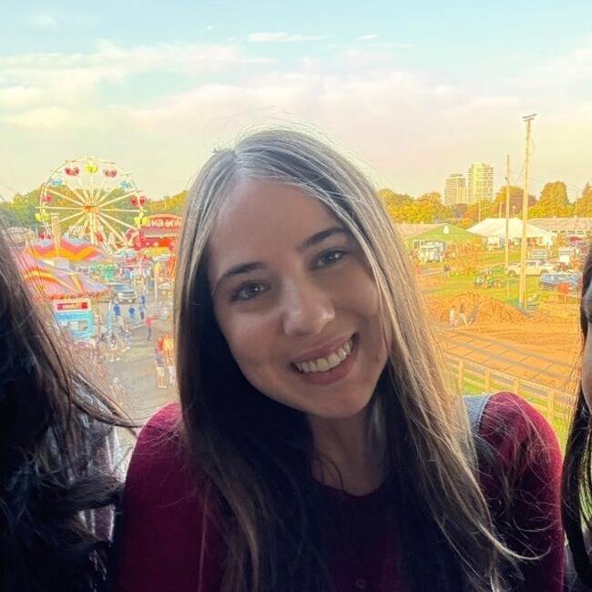 Baby-sitter in Toronto: Megan