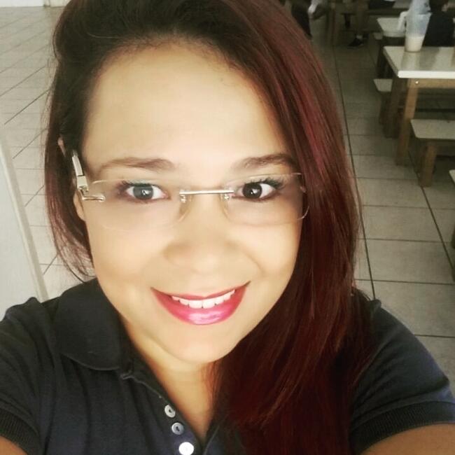 Babysitter em São Paulo: DEBORA