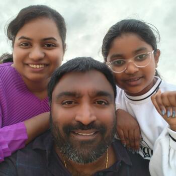 Babysitting job in Hamilton: babysitting job Aditya