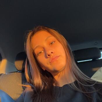 Babysitter Renče: Kaja