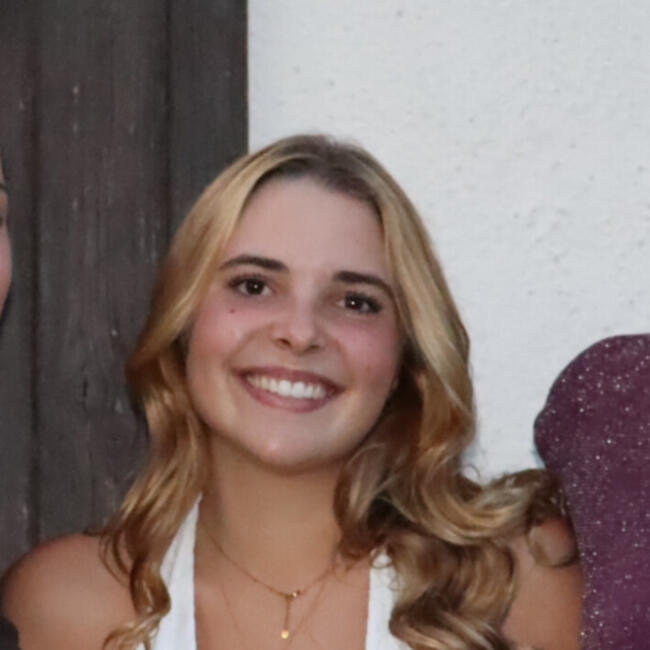 Babysitter in Toulouse: Agathe