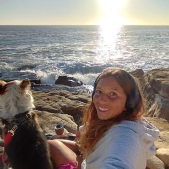 Niñera en Necochea: Melody