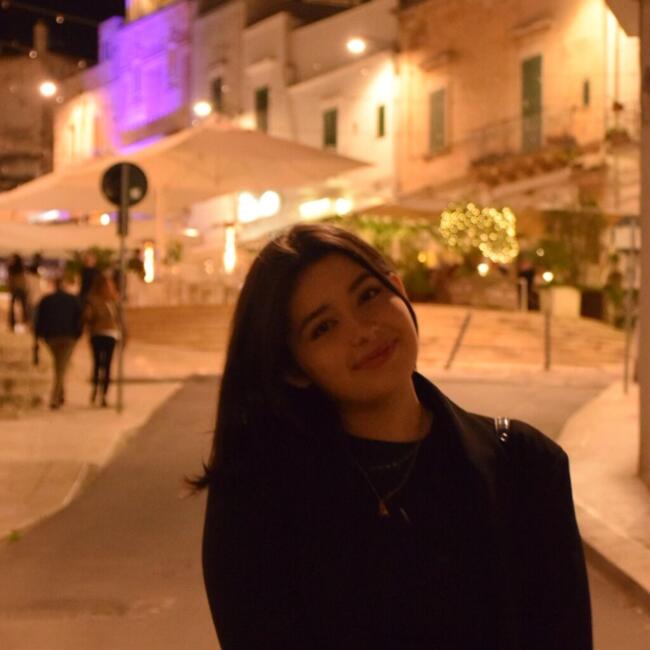 Babysitter in San Vito dei Normanni: Flavia