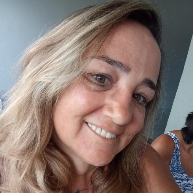 Babysitter in Itaboraí: Veronica