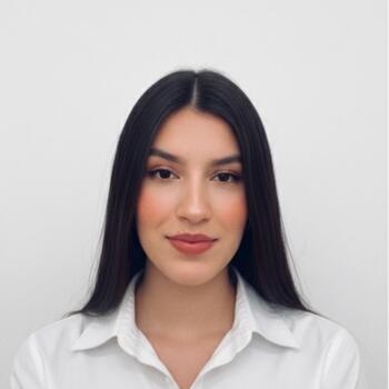 Babysitter in Rionegro: Laura