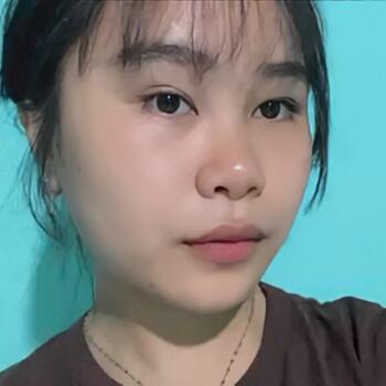 Babysitter in Medan: Grace revana