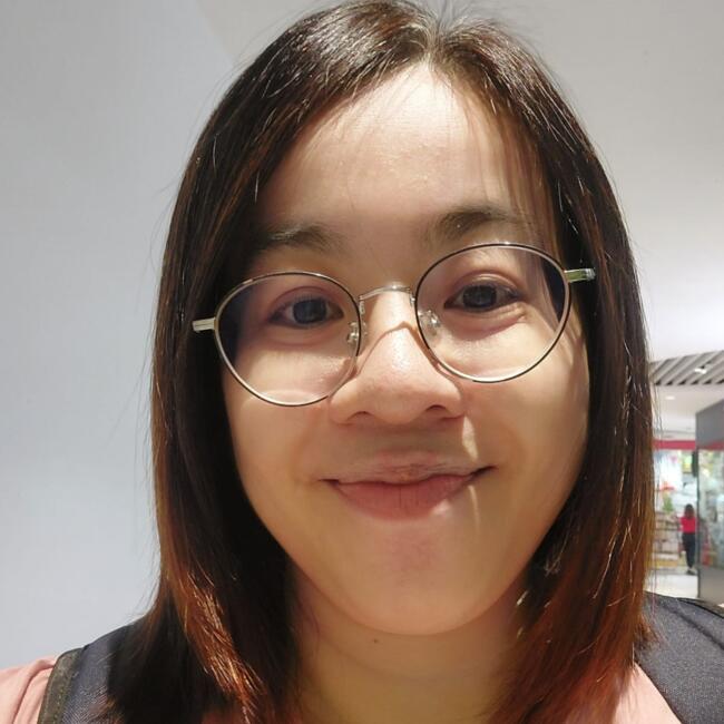 位于Singapore Island的临时保姆: Joanne