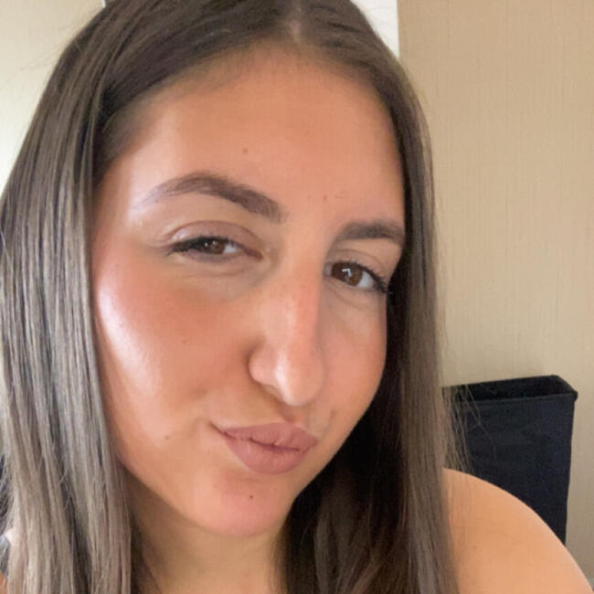 Babysitter in La Chapelle-la-Reine: Loane