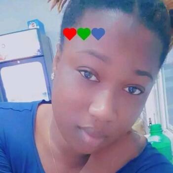 Nanny in Abidjan: Ange