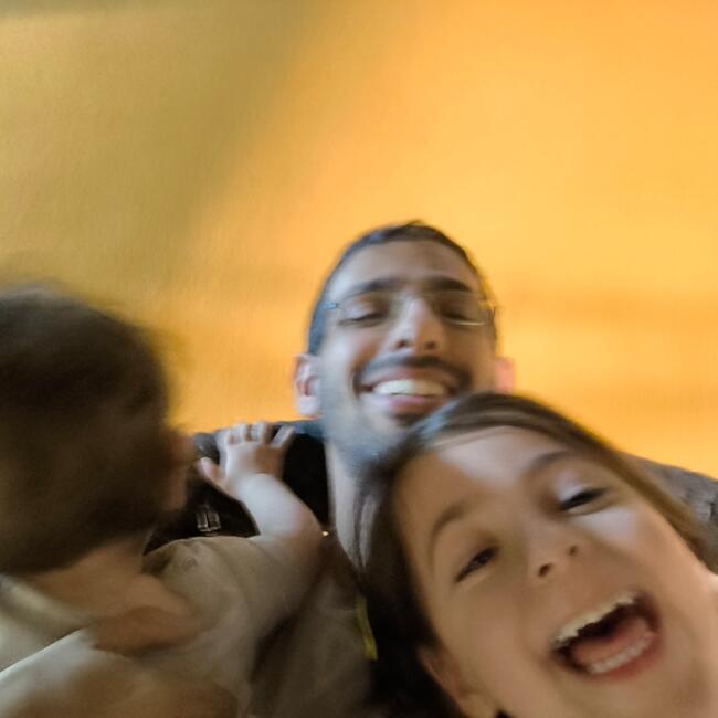 Babysitting job in Petah Tikva: לירון