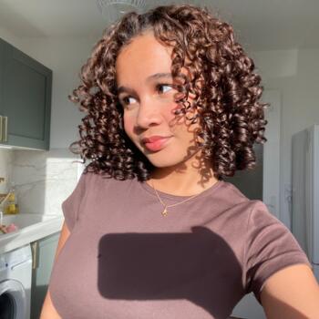 Babysitter in Vénissieux: Helena